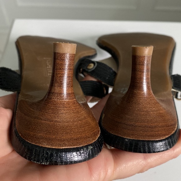 Talbots leather thong sandals - Picture 9 of 10